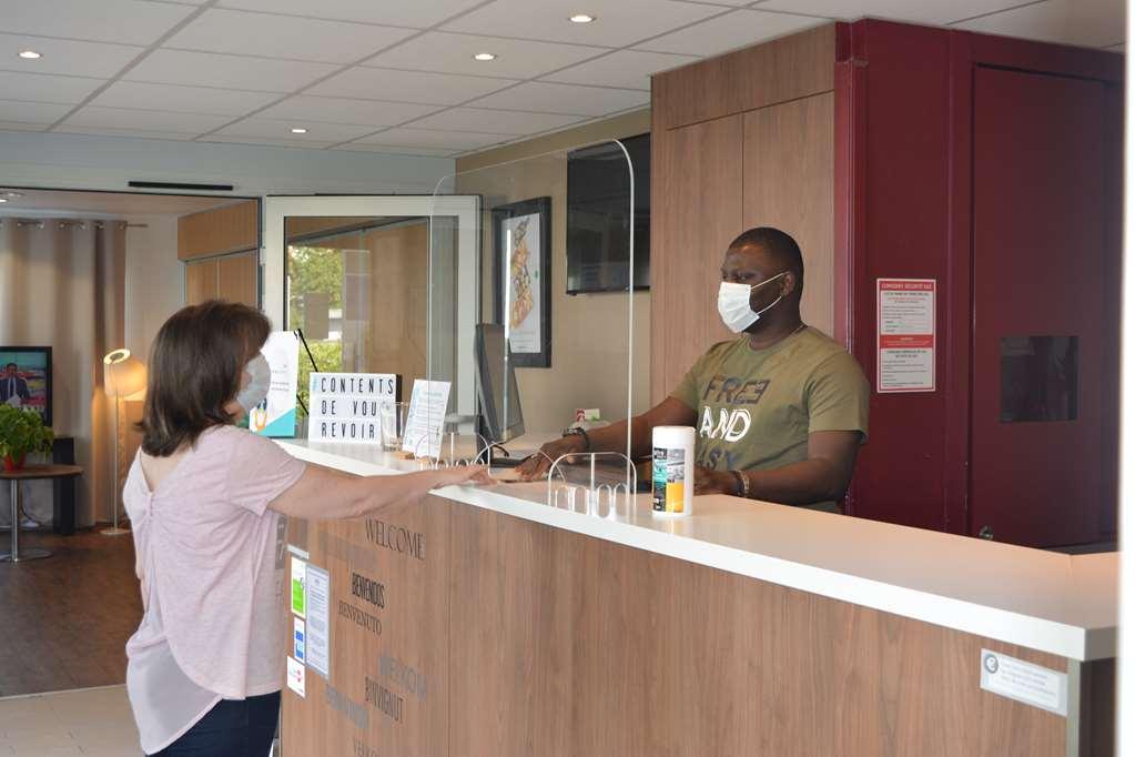 Hotel Campanile Epinay Sur Orge Savigny Sur Orge Interno foto