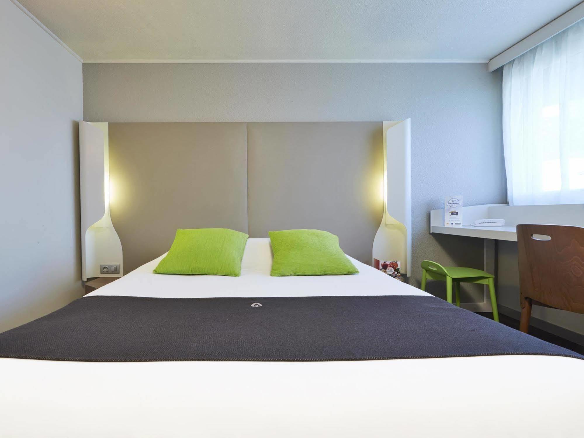 Hotel Campanile Epinay Sur Orge Savigny Sur Orge Esterno foto